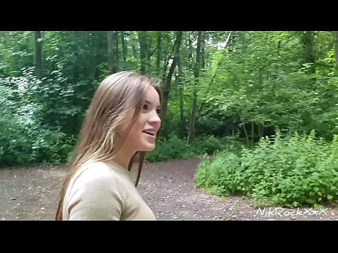 ❤️ Ман ба Эвелина пешниҳод кардам, ки дар ҷои ҷамъиятӣ шавем! Вай гуфт бале. Пас аз он ман вайро дар хар ва конча дар даҳонаш сихтам. Баъд вай худаш хашмгин шуд. Шлюсҳо дар мо tg.pornosexphoto.ru ❌️❤